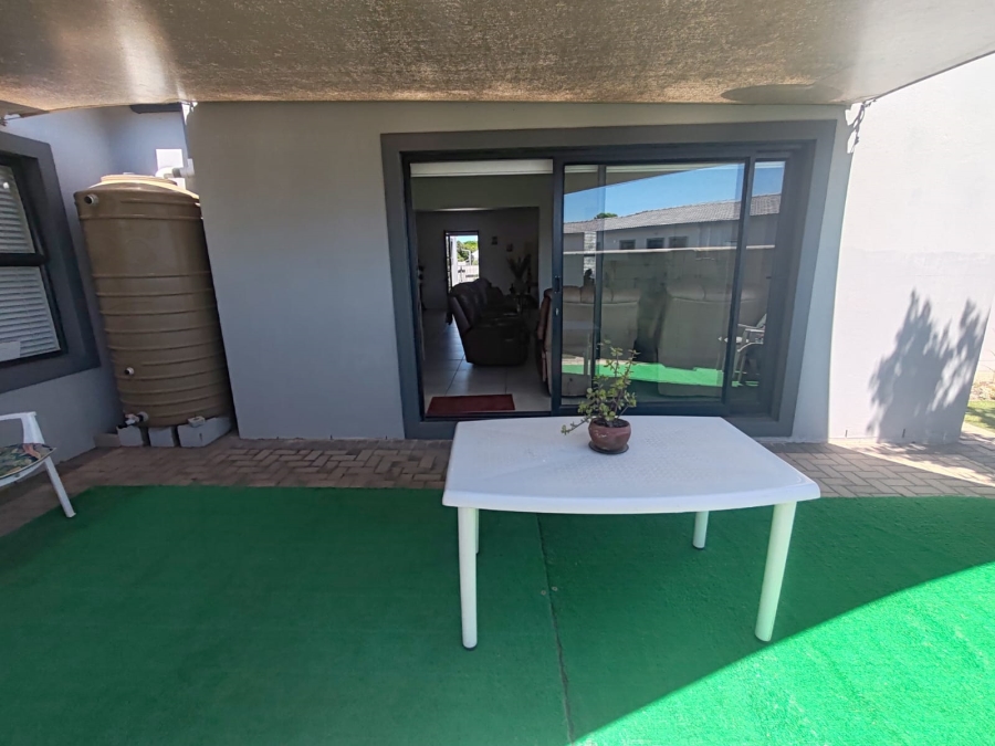 3 Bedroom Property for Sale in Country Club Western Cape